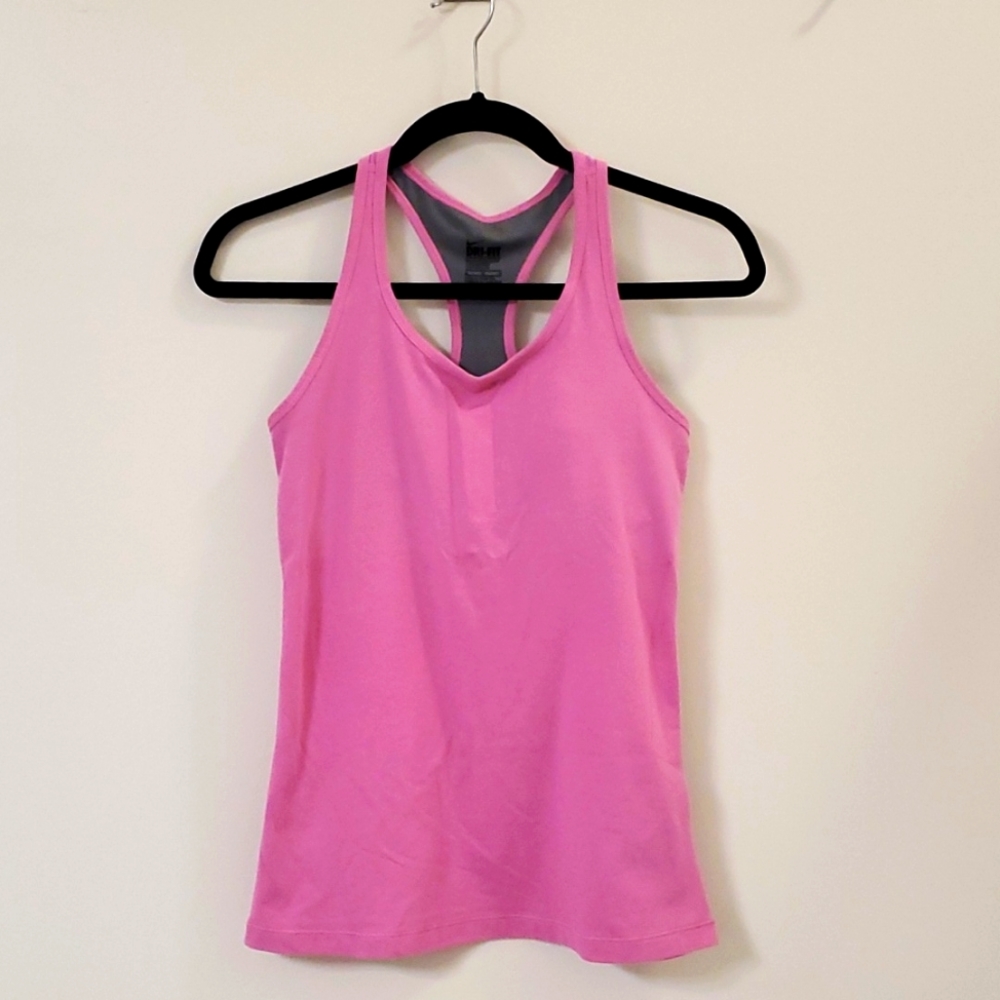 Nike Dri-Fit slim fit with sport bra build in